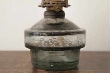 アンティーク雑貨　レトロ雑貨　3分芯　赤縁フリルガラスシェードのオイルランプ(吊り下げランプ)(R-039115)