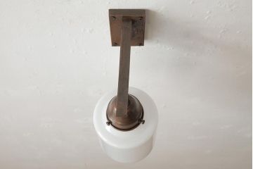 アンティーク照明　和製アンティーク　銅製　鳥の透かし彫りが可愛らしい壁掛け照明(シェード、ウォールライト、ブラケットライト)(R-039121)