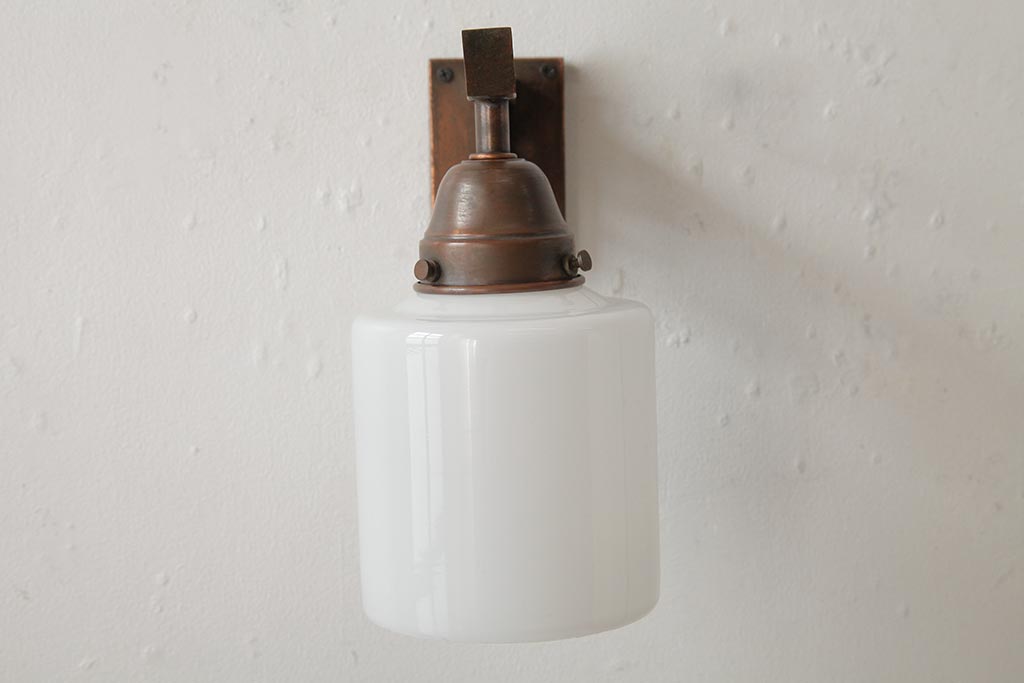 アンティーク照明　和製アンティーク　銅製　鳥の透かし彫りが可愛らしい壁掛け照明(シェード、ウォールライト、ブラケットライト)(R-039121)