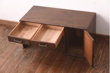 アンティーク家具　昭和初期　レトロな雰囲気が魅力的な文机(座机、在宅ワーク、在宅用片袖デスク)(R-039122)