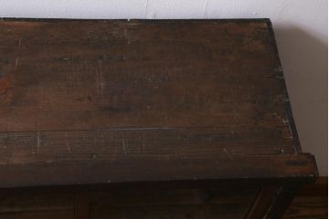 アンティーク家具　大正昭和初期　古い木の風合いがレトロな雰囲気あふれる収納棚(戸棚、サイドボード、キャビネット、棚)(R-039123)