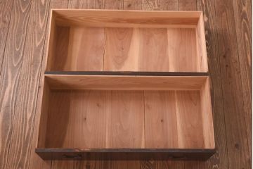 アンティーク家具　古民具　明治大正期　木瓜型引き手　使い込まれた質感が格好いい和箪笥(時代箪笥、チェスト、引き出し、衣装箪笥、ローボード)(R-039124)