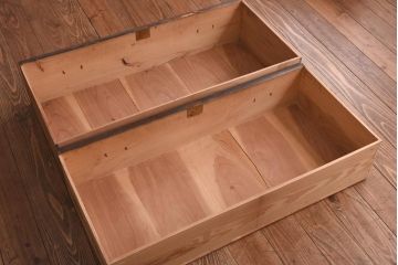 アンティーク家具　古民具　明治大正期　木瓜型引き手　使い込まれた質感が格好いい和箪笥(時代箪笥、チェスト、引き出し、衣装箪笥、ローボード)(R-039124)