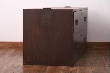 アンティーク家具　古民具　明治大正期　木瓜型引き手　使い込まれた質感が格好いい和箪笥(時代箪笥、チェスト、引き出し、衣装箪笥、ローボード)(R-039124)
