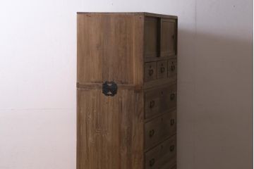 アンティーク家具　和製アンティーク　前面側面桐材　使いこまれた木肌が味わい深い3段重ね箪笥(衣装箪笥、引き出し、桐箪笥、桐たんす)(R-039125)