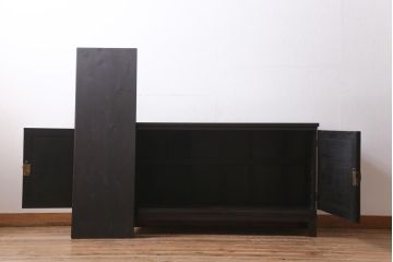 アンティーク家具　昭和初期　リメイク品　前面縞黒檀　上品かつシックな雰囲気を醸し出すサイドボード(収納棚、キャビネット、テレビ台)(R-039126)