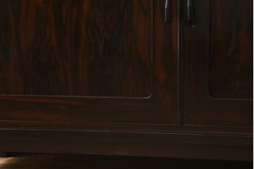 アンティーク家具　昭和初期　リメイク品　前面縞黒檀　上品かつシックな雰囲気を醸し出すサイドボード(収納棚、キャビネット、テレビ台)(R-039126)