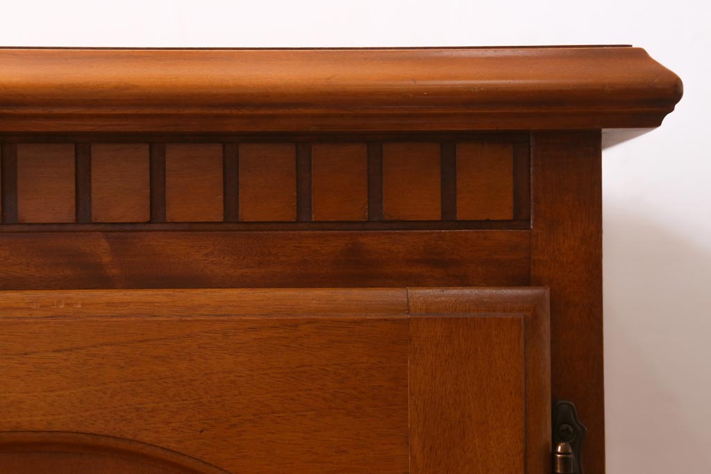 中古　横浜クラシック家具　ダニエル(Daniel)　A-205 サイドボード(キャビネット、リビングボード、収納棚)(R-039130)