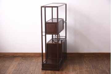 中古　民芸家具　国産指物家具　紫檀(シタン)　漆塗り　上品な佇まいが魅力的な飾り棚(茶棚、違い棚)(R-039131)