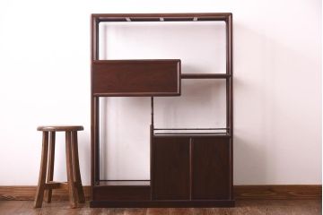 中古　民芸家具　国産指物家具　紫檀(シタン)　漆塗り　上品な佇まいが魅力的な飾り棚(茶棚、違い棚)(R-039131)