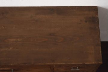 アンティーク家具　昭和初期　杉材　素朴な佇まいが魅力の薄型タイプの小引き出し(卓上収納、小物収納)(R-039136)