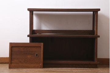 ヴィンテージ家具　昭和中期　高級杉材　味のある杢目が楽しめるシンプルなつくりの茶棚(戸棚、飾り棚、ビンテージ)(R-039140)
