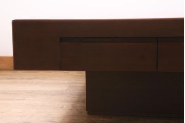 中古　CONDE HOUSE(カンディハウス)　ウォールナット材　北欧モダンなお部屋にもおすすめなセンターテーブル(リビングテーブル、コーヒーテーブル、座卓)(R-039141)