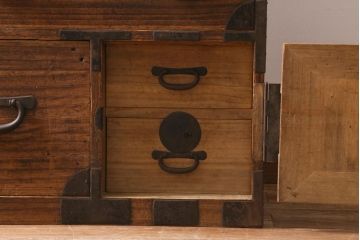 アンティーク家具　和製アンティーク　桐材　渋さ漂う重ねタンス(衣装箪笥、引き出し、桐箪笥、桐たんす)(R-039142)