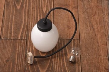 アンティーク照明　丸みのあるフォルムが愛らしいペンダントライト(天井照明、電笠、吊り下げ照明)(R-039165)