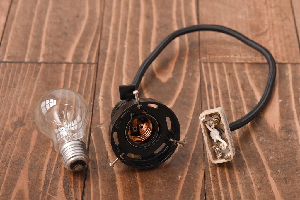 レトロ照明　和の雰囲気と懐かしさ漂うペンダントライト(天井照明、電笠、吊り下げ照明)(R-039166)