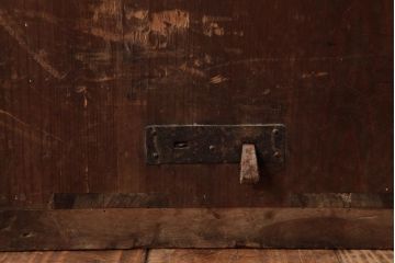アンティーク家具　明治期　杉材　蛭手型の引き手が付いた趣ある衣装箪笥(時代箪笥、引き出し、チェスト)(R-039196)