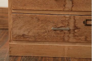 レトロ家具　昭和レトロ　ネームプレート付きの素朴な小引き出し(サイドチェスト、小物収納)(R-039197)