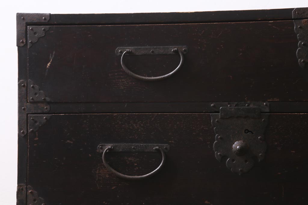 アンティーク家具　和製アンティーク　明治大正期　古い木の質感が味わい深い時代箪笥(衣装箪笥、和箪笥、引き出し、チェスト)(R-039200)