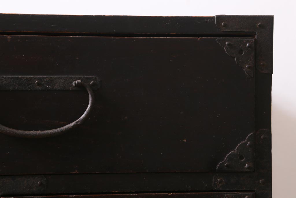 アンティーク家具　和製アンティーク　明治大正期　古い木の質感が味わい深い時代箪笥(衣装箪笥、和箪笥、引き出し、チェスト)(R-039200)