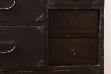 アンティーク家具　和製アンティーク　明治大正期　古い木の質感が味わい深い時代箪笥(衣装箪笥、和箪笥、引き出し、チェスト)(R-039200)
