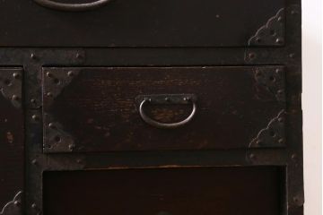 アンティーク家具　和製アンティーク　明治大正期　古い木の質感が味わい深い時代箪笥(衣装箪笥、和箪笥、引き出し、チェスト)(R-039200)