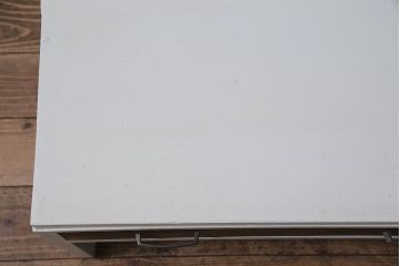 アンティーク家具　昭和中期　レトロな佇まいが可愛らしいペイント文机(座机、片袖)(R-039202)