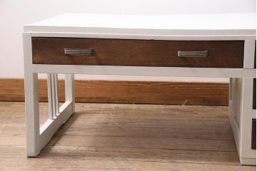 アンティーク家具　昭和中期　レトロな佇まいが可愛らしいペイント文机(座机、片袖)(R-039202)