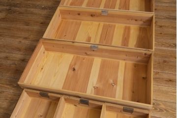 アンティーク家具　和製アンティーク　前面桐材　素朴な木味の昭和レトロな重ねタンス(衣装箪笥、戸棚、引き出し、桐箪笥、桐たんす)(R-039217)