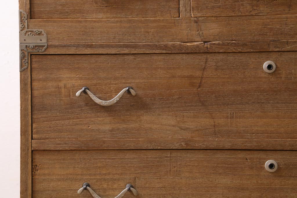 アンティーク家具　和製アンティーク　前面桐材　素朴な木味の昭和レトロな重ねタンス(衣装箪笥、戸棚、引き出し、桐箪笥、桐たんす)(R-039217)