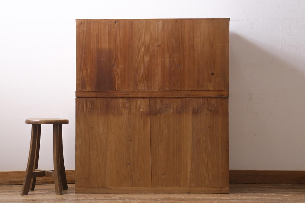 アンティーク家具　和製アンティーク　前面桐材　素朴な木味の昭和レトロな重ねタンス(衣装箪笥、戸棚、引き出し、桐箪笥、桐たんす)(R-039217)