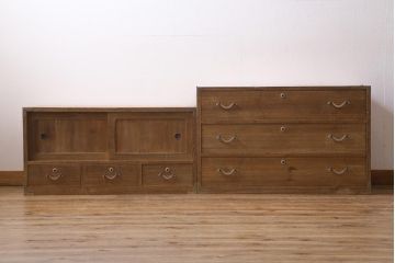 アンティーク家具　和製アンティーク　前面桐材　素朴な木味の昭和レトロな重ねタンス(衣装箪笥、戸棚、引き出し、桐箪笥、桐たんす)(R-039217)