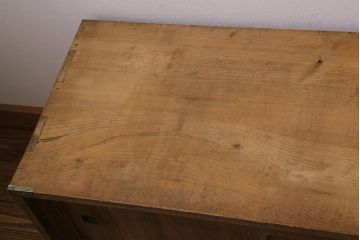 アンティーク家具　和製アンティーク　前面桐材　素朴な木味の昭和レトロな重ねタンス(衣装箪笥、戸棚、引き出し、桐箪笥、桐たんす)(R-039217)