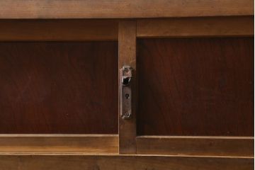 アンティーク家具　昭和レトロ　バイカラーが存在感を放つ戸棚(茶箪笥、収納棚)(R-039219)