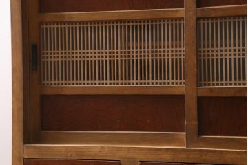 アンティーク家具　昭和レトロ　バイカラーが存在感を放つ戸棚(茶箪笥、収納棚)(R-039219)