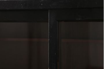 アンティーク家具　昭和期　モダンな色合いの茶箪笥(戸棚、茶棚、収納棚)(R-039220)