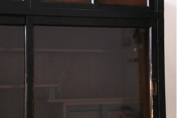 アンティーク家具　昭和期　モダンな色合いの茶箪笥(戸棚、茶棚、収納棚)(R-039220)