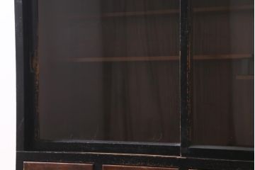 アンティーク家具　昭和期　モダンな色合いの茶箪笥(戸棚、茶棚、収納棚)(R-039220)