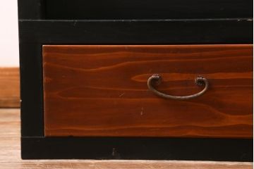 アンティーク家具　大正期　和の趣き漂うシンプルな戸棚(収納棚)(R-039222)