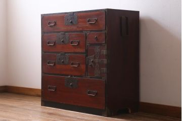 アンティーク家具　和製アンティーク　前面桐材　趣のある時代箪笥(和タンス、衣装箪笥、桐箪笥、桐たんす)(R-039223)