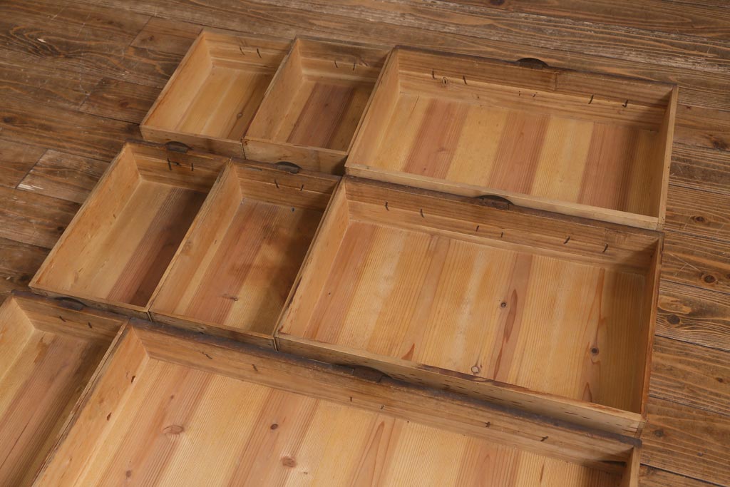 アンティーク家具　和製アンティーク　明治期　三方桐材　古い物ならではの質感が渋さただよう帳場箪笥(時代箪笥、収納棚、桐箪笥、桐たんす)(R-039231)