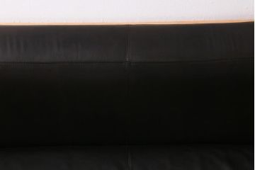 ヴィンテージ家具　北欧ビンテージ　デンマーク　オーク無垢材・本革　シンプルモダンな3人掛けソファ(三人掛けソファ、トリプルソファ)(R-039234)