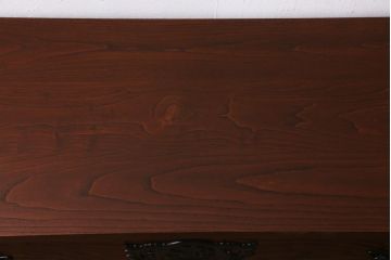 中古　伝統工芸　岩谷堂箪笥　天板リメイク・極厚栗無垢材　重厚かつ上品な佇まいのローチェスト(テレビボード、引き出し、ローボード)(R-039238)