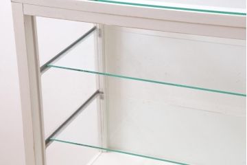 アンティーク家具　昭和中期　ペイント　ユニークな脚のデザインが目を惹くガラスケース(ショーケース、陳列棚)(R-039243)