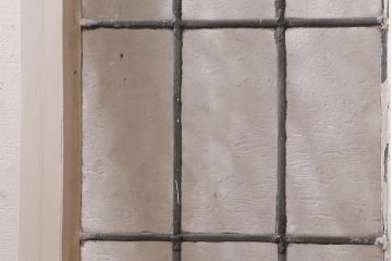 アンティーク建具　イギリスアンティーク　揺らぎが美しいステンドグラスのペイントフィックス窓(明り取り)(R-39247)