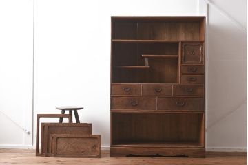 アンティーク家具　真鍮金具　三方ケヤキ材　前面玉杢の上質な茶棚(茶箪笥、収納棚、キャビネット)(R-039249)