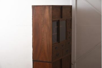 アンティーク家具　真鍮金具　三方ケヤキ材　前面玉杢の上質な茶棚(茶箪笥、収納棚、キャビネット)(R-039249)