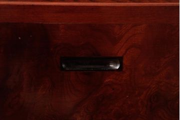 アンティーク雑貨　指物家具　昭和初期　ケヤキ玉杢材　漆塗り　上手物!和の風情を堪能できる角火鉢(手あぶり、箱火鉢)(R-039254)