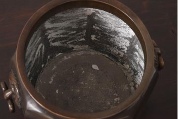 アンティーク雑貨　古民具　大正期　鶴紋　耳付銅製火鉢・箱付き(手炙り)(R-039258)