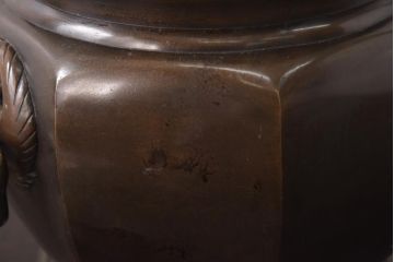 アンティーク雑貨　古民具　大正期　鶴紋　耳付銅製火鉢・箱付き(手炙り)(R-039258)